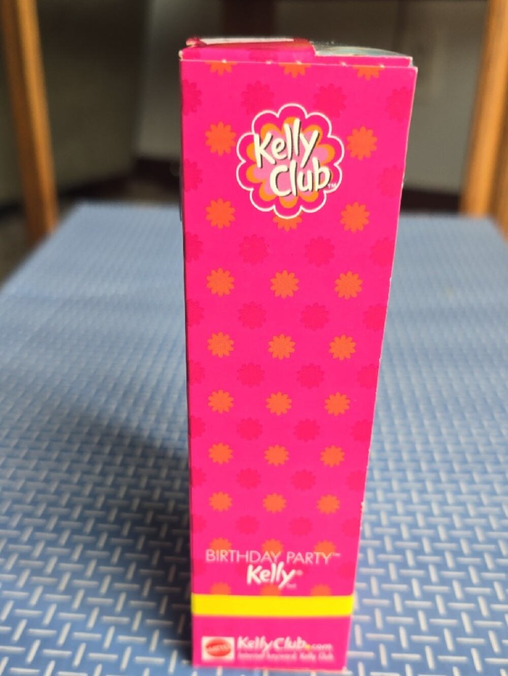 Kelly Club Birthday Party Doll -2001 - Picture 6 of 8